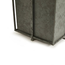 Load image into Gallery viewer, CALLAHAN SQUARE PLANTER
