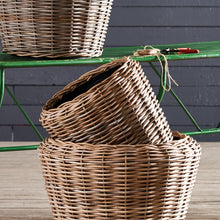 Load image into Gallery viewer, Woven Dry Basket Planter 17.75"
