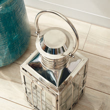 Load image into Gallery viewer, NANTUCKET OUTDOOR LANTERN 17.5"
