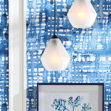Load image into Gallery viewer, ARDEN PENDANT
