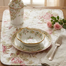 Load image into Gallery viewer, Bedding Set of 4-Pieces Dainty Cottage Floral Roses Quilted Cotton Dining Table Placemats 13” x 19” (3036)
