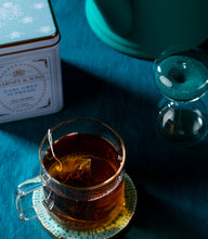 Load image into Gallery viewer, Earl Grey Supreme,  Classic Tin of 20 Sachets
