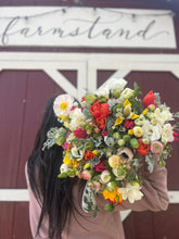 Load image into Gallery viewer, Premium Bouquet at Your Door
