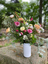 Load image into Gallery viewer, Seasonal Vase Arrangement
