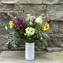 Load image into Gallery viewer, Seasonal Vase Arrangement
