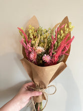 Load image into Gallery viewer, Dried flower bunny bouquet
