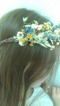 Load image into Gallery viewer, Yellow fields. Dried flower autumn crown with tansy, yarrow, mini daisies and lavender
