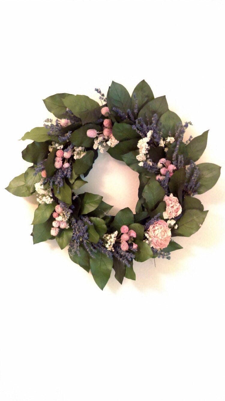 Diy floral wreath kit. #stayhome #socialdistancing crafting project . Great Easter Spring Mothers Day gift